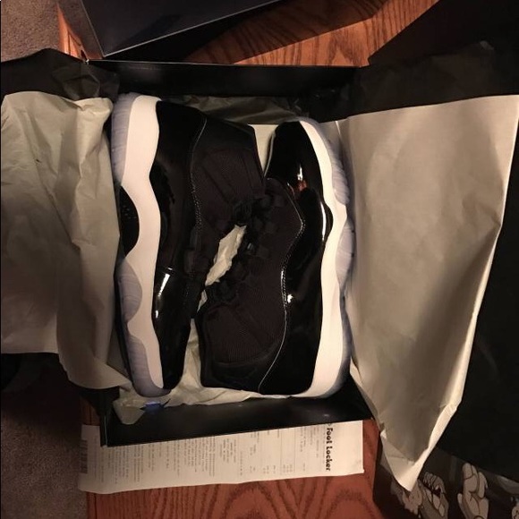 Jordan Other - Space Jams size 10